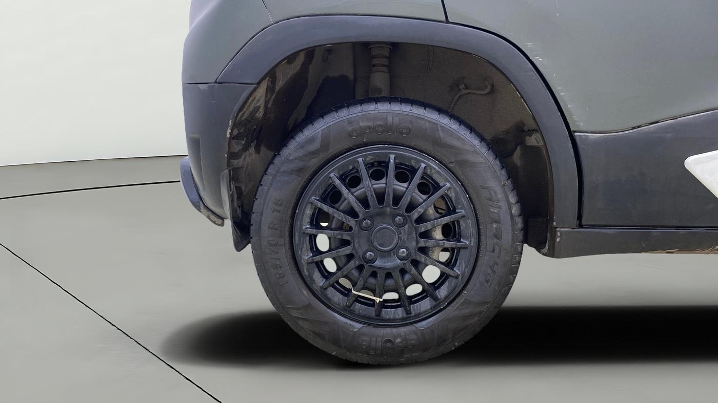 2023 Tata PUNCH ADVENTURE MT, Petrol, Manual, 35,654 km, Right Rear Wheel