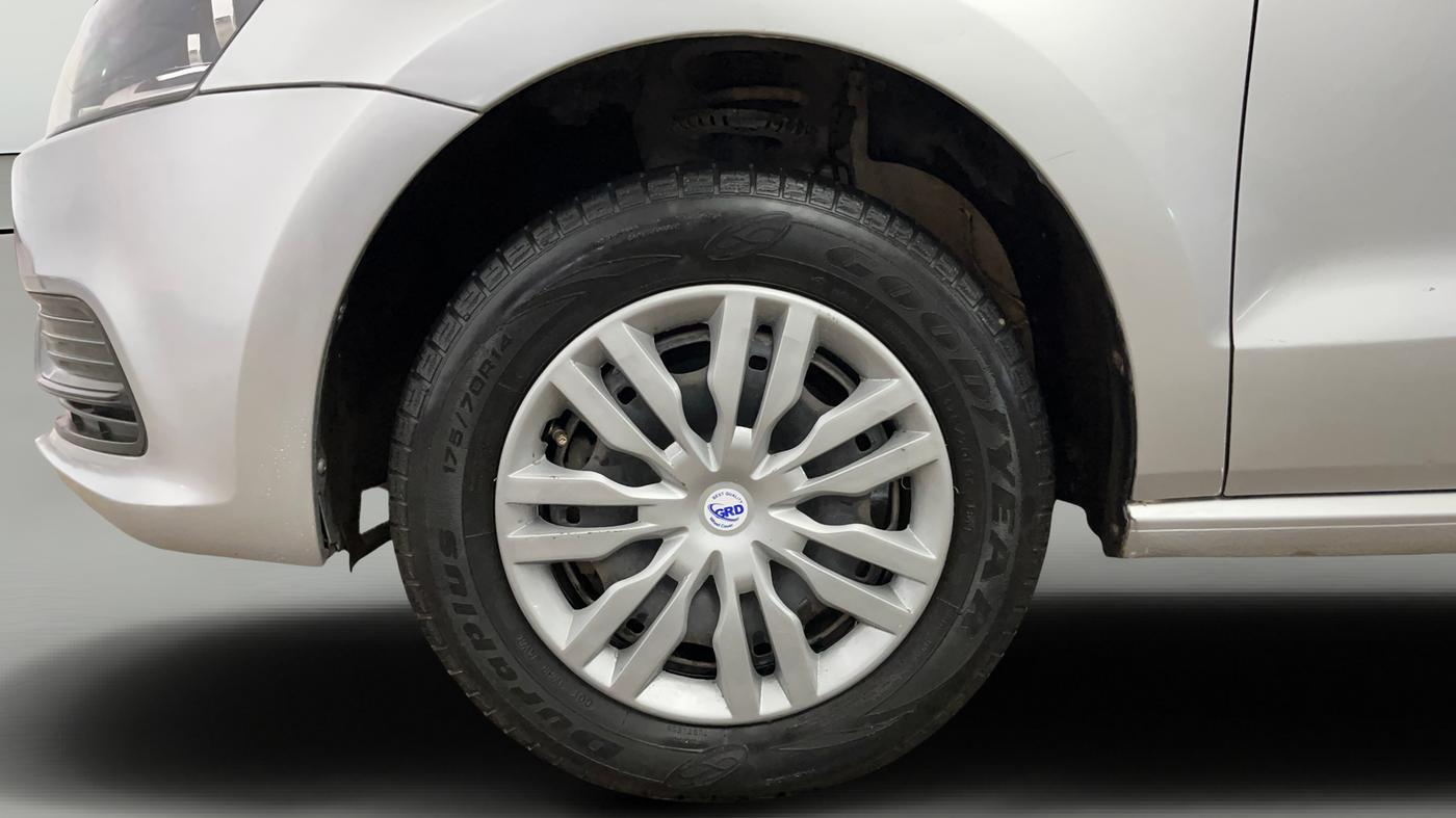 2019 Volkswagen Polo TRENDLINE 1.0L, Petrol, Manual, 22,766 km, Left Front Wheel