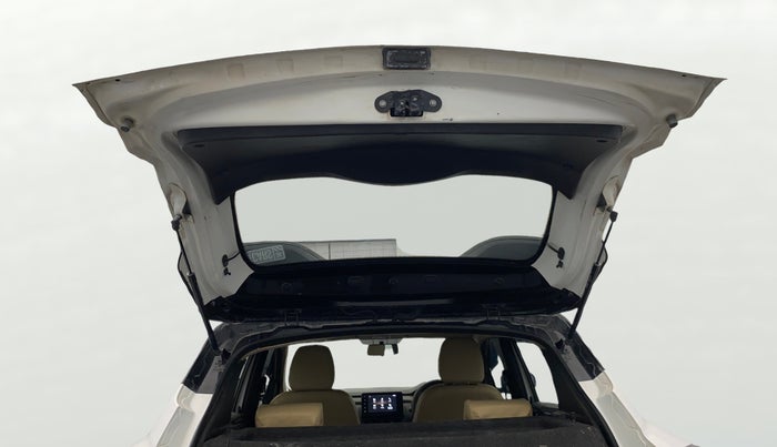 2021 Renault Kiger RXZ TURBO MT, Petrol, Manual, 88,074 km, Boot Door Open