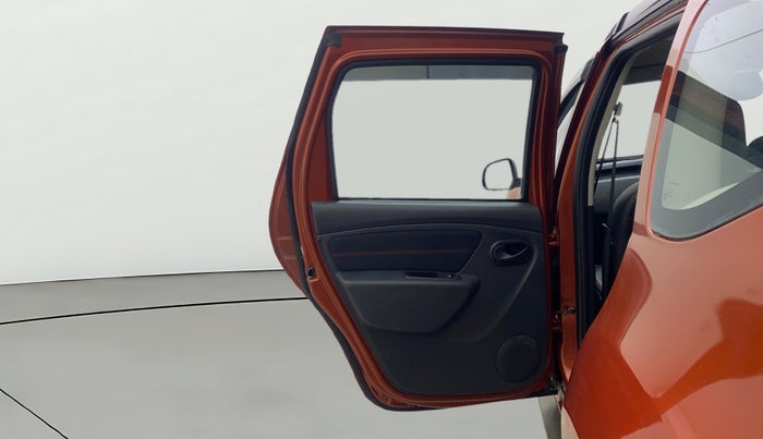 2016 Renault Duster 85 PS RXL DIESEL, Diesel, Manual, 47,937 km, LHS Rear Door