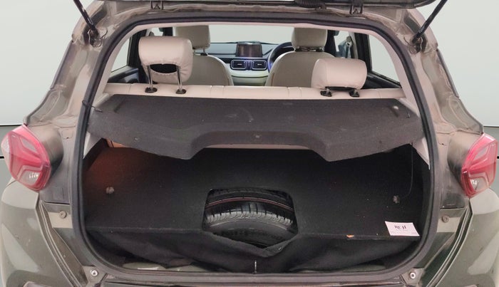 2022 Tata PUNCH  ACCOMPLISHED AMT CAMO EDITION, CNG, Automatic, 51,218 km, Boot Open Zoomed View