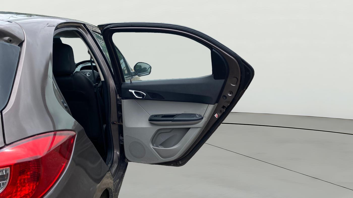 2019 Tata Tiago XZ PETROL, Petrol, Manual, 41,966 km, RHS Rear Door