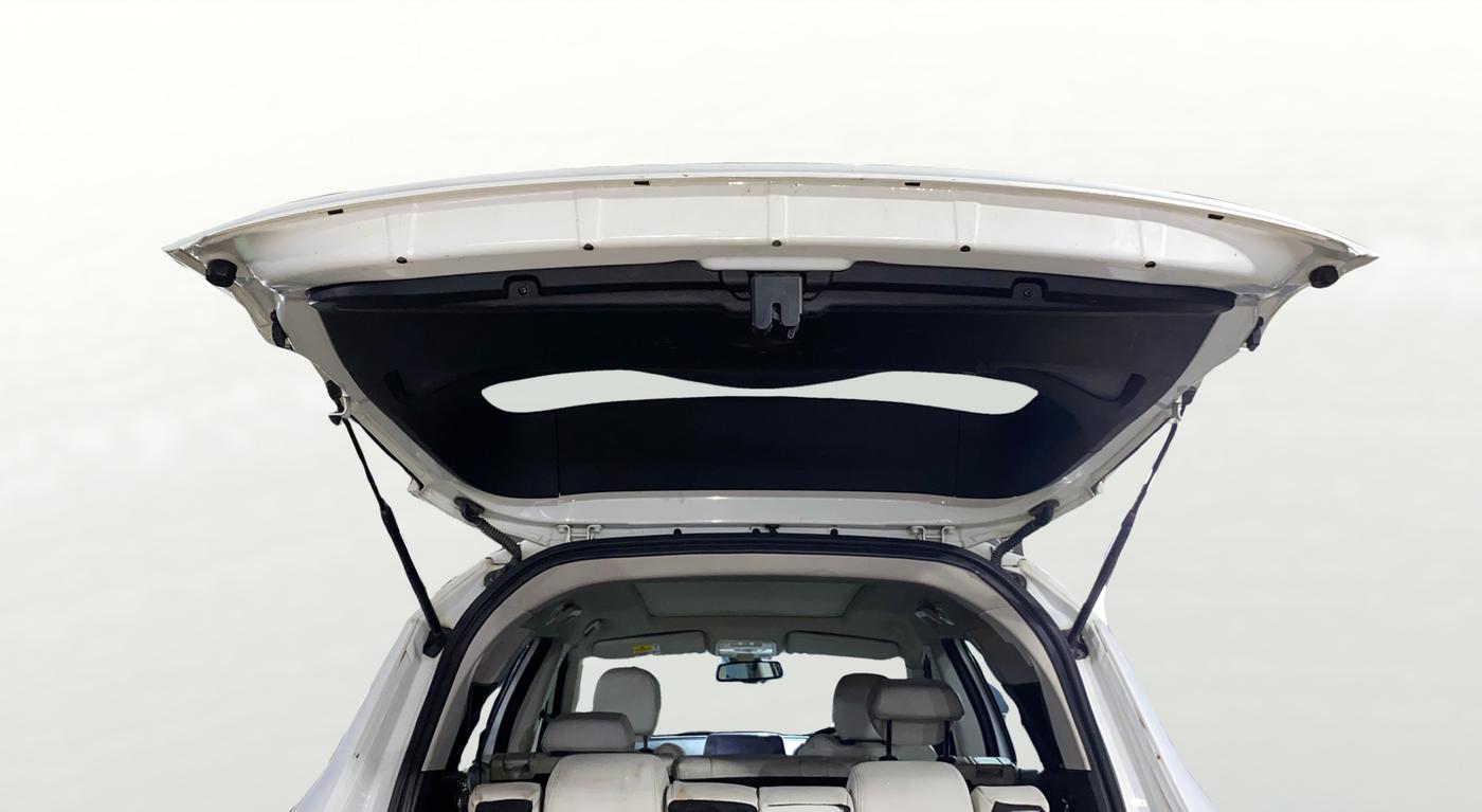 2022 Tata Safari XZA PLUS, Diesel, Automatic, 81,211 km, Boot Door Open