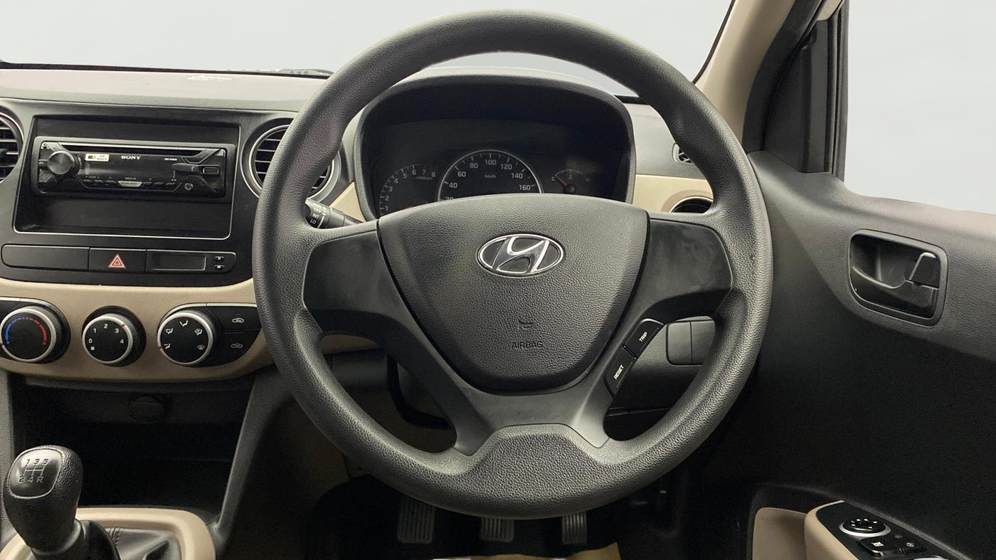 2016 Hyundai Grand i10 MAGNA 1.2 KAPPA VTVT, Petrol, Manual, 70,249 km, Steering Wheel Close Up