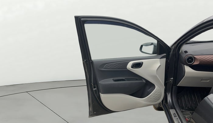 2022 Hyundai AURA S 1.2 CNG, CNG, Manual, 63,952 km, LHS Front Door