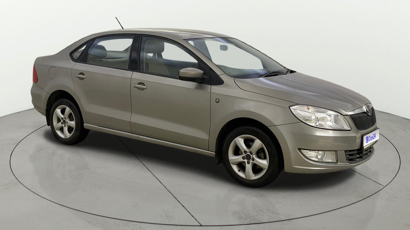2013 Skoda Rapid ELEGANCE 1.6 MPI MT, Petrol, Manual, 11,180 km, SRP