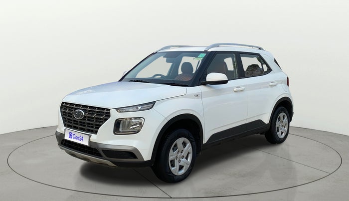 2021 Hyundai VENUE S 1.2, Petrol, Manual, 75,315 km, Left Front Diagonal