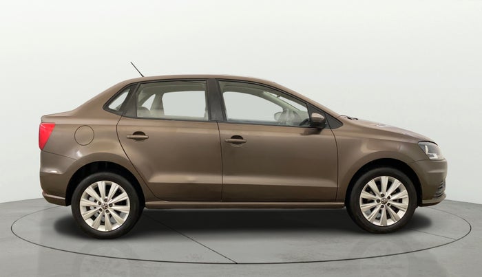 2019 Volkswagen Ameo TRENDLINE 1.0L, Petrol, Manual, 42,470 km, Right Side View