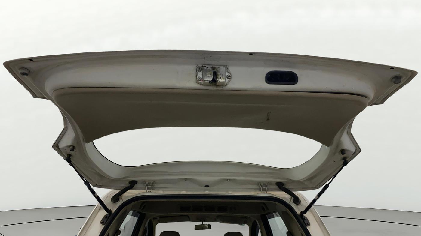 2016 Maruti Ertiga ZDI + SHVS, Diesel, Manual, 1,43,283 km, Boot Door Open
