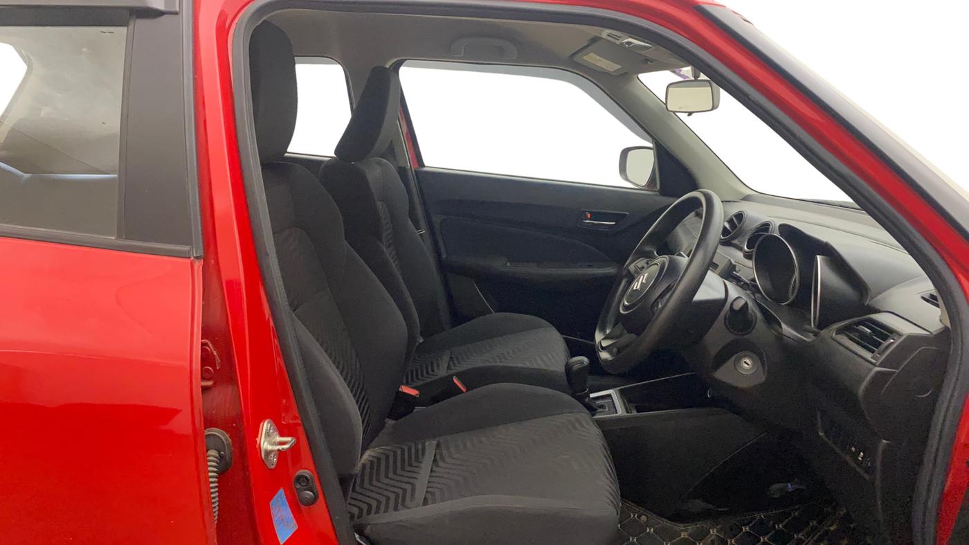 2023 Maruti Swift VXI AMT, Petrol, Automatic, 78,598 km, Right Side Front Door Cabin