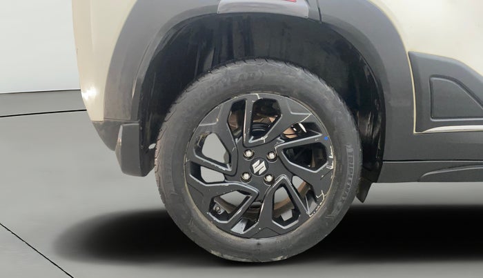 2023 Maruti FRONX DELTA PLUS 1.2MT, Petrol, Manual, 61,451 km, Right Rear Wheel