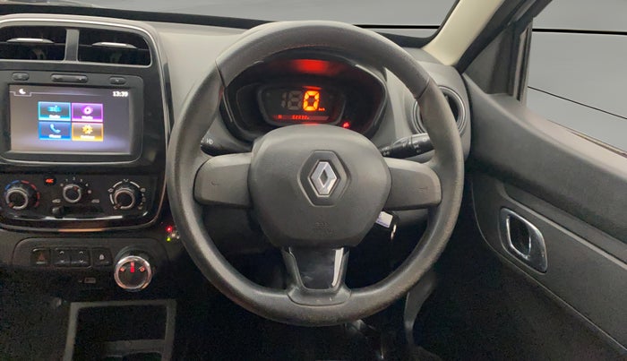 2018 Renault Kwid RXT 1.0 AMT (O), CNG, Automatic, 62,800 km, Steering Wheel Close Up
