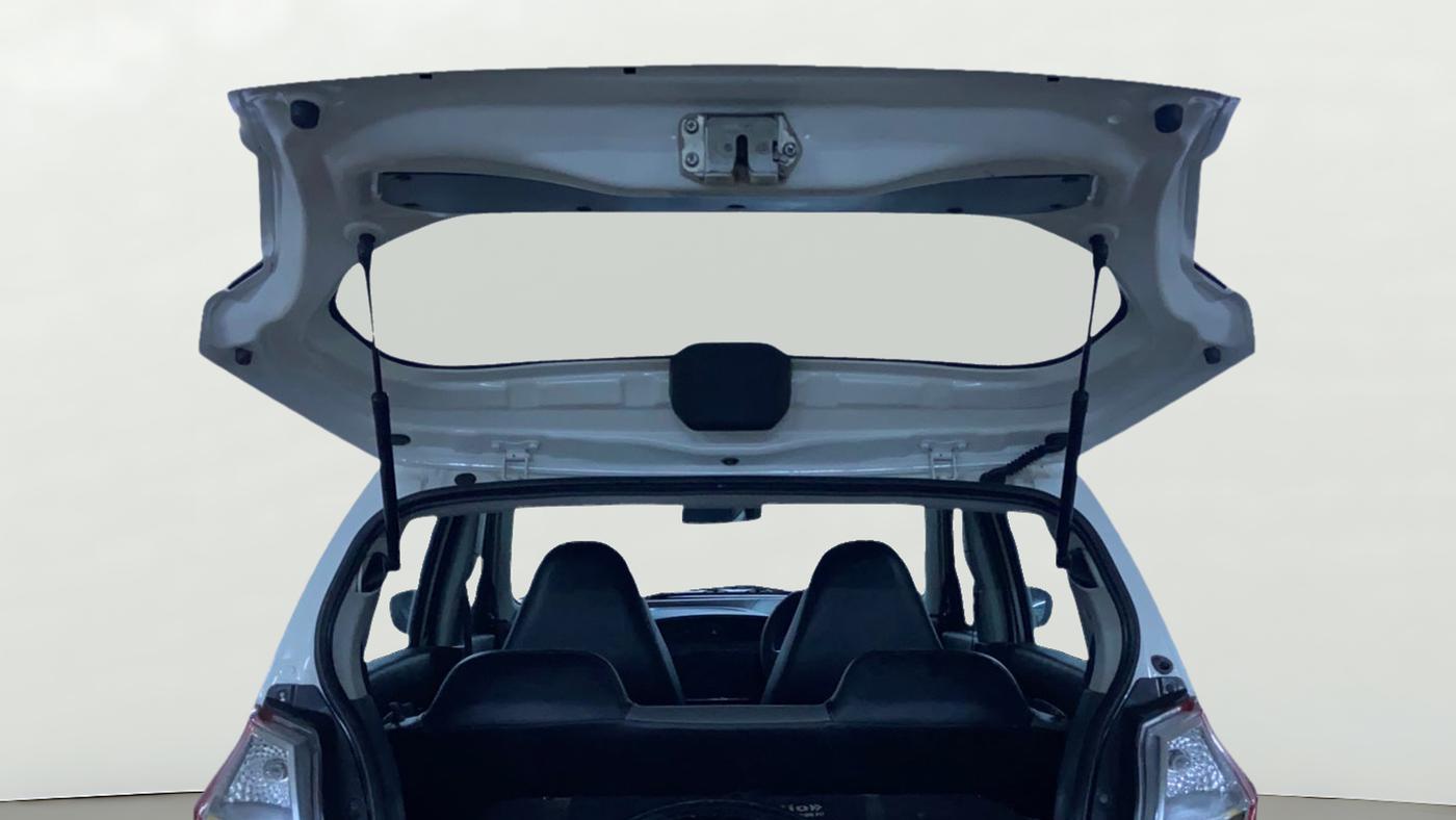 2017 Maruti Alto K10 LXI (O), CNG, Manual, 77,470 km, Boot Door Open