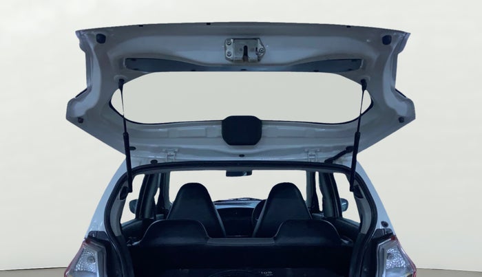 2017 Maruti Alto K10 LXI (O), CNG, Manual, 77,470 km, Boot Door Open