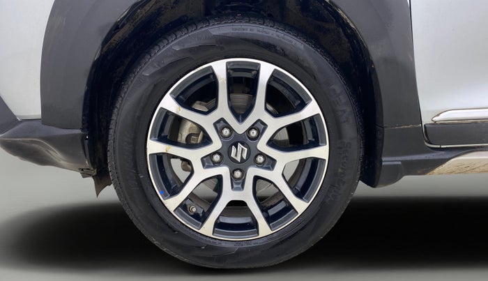 2022 Maruti XL6 ALPHA PLUS AT, Petrol, Automatic, 42,211 km, Left Front Wheel