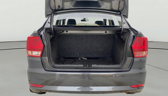 2018 Volkswagen Ameo HIGHLINE PLUS 1.5L AT 16 ALLOY, Diesel, Automatic, 1,42,913 km, Boot Open Zoomed View