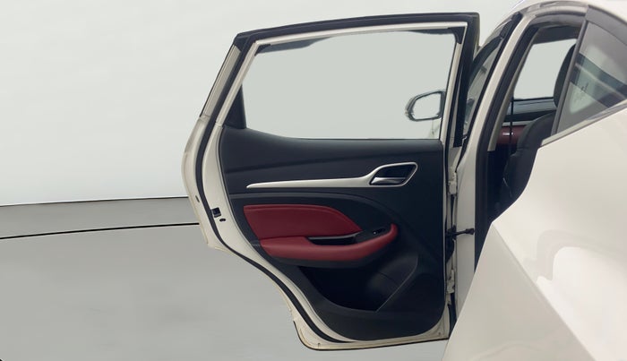 2022 MG ASTOR SAVVY 1.3 TURBO AT S RED, Petrol, Automatic, 17,450 km, LHS Rear Door