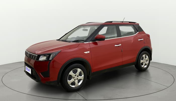 2022 Mahindra XUV300 W6 1.2 PETROL, Petrol, Manual, 22,804 km, Left Front Diagonal