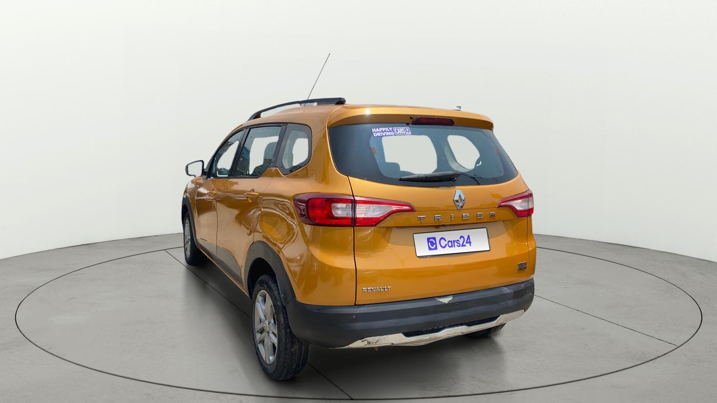 2020 Renault TRIBER RXZ AMT, Petrol, Automatic, 43,968 km, Left Back Diagonal