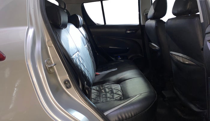 2013 Maruti Swift VXI, Petrol, Manual, 73,470 km, Right Side Rear Door Cabin