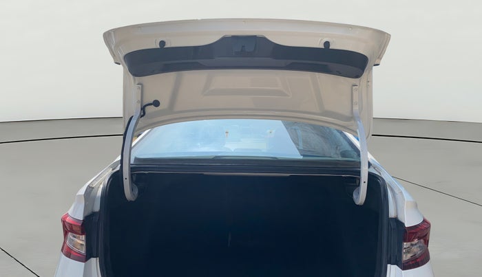 2022 Skoda SLAVIA STYLE 1.0L TSI MT, Petrol, Manual, 69,712 km, Boot Door Open