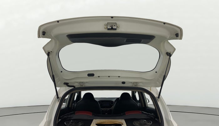 2017 Hyundai Grand i10 MAGNA 1.2 KAPPA VTVT, CNG, Manual, 66,826 km, Boot Door Open