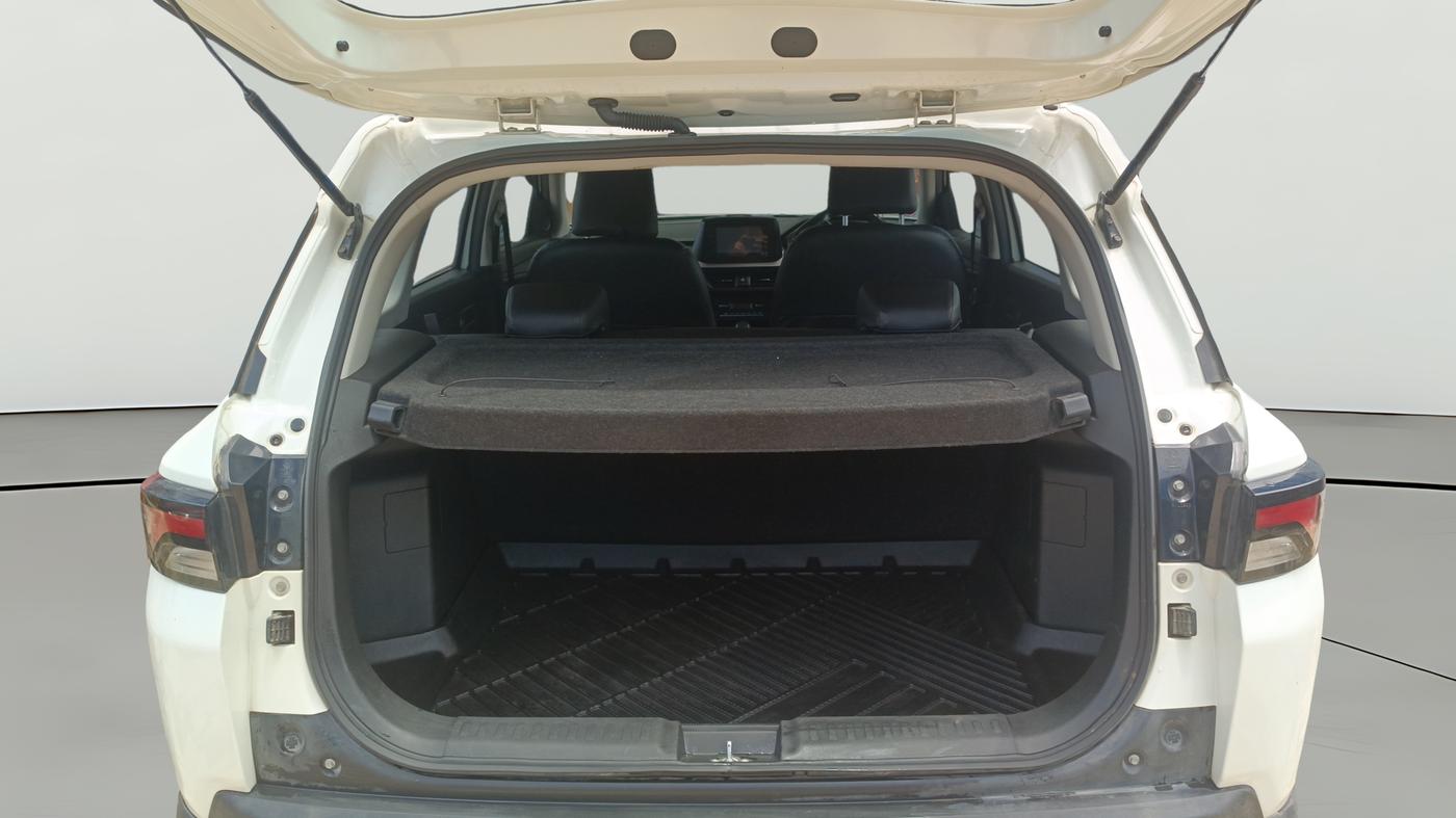 2024 Maruti BREZZA VXI AT SMART HYBRID, Petrol, Automatic, 19,851 km, Boot Open Zoomed View