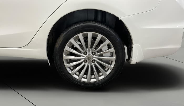 2015 Maruti Ciaz ZXI+, Petrol, Manual, 1,16,097 km, Left Rear Wheel