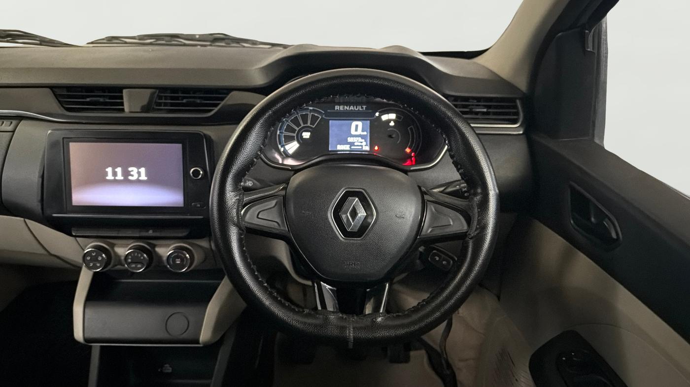 2020 Renault TRIBER RXT, Petrol, Manual, 58,311 km, Steering Wheel Close Up