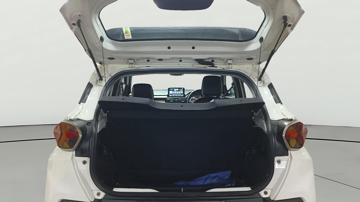 2022 Tata PUNCH PURE MT, Petrol, Manual, 30,710 km, Boot Open Zoomed View