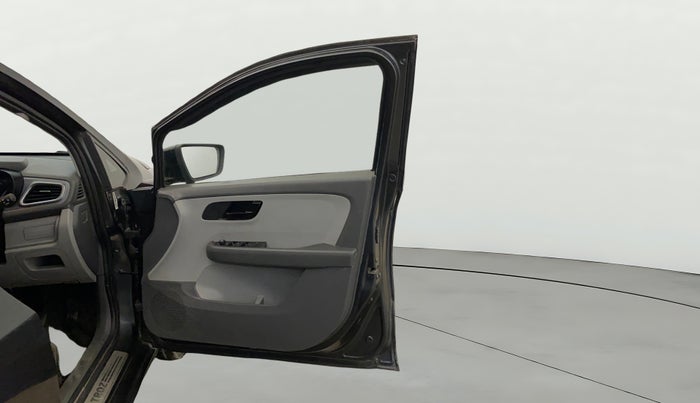 2020 Tata ALTROZ XM PETROL, Petrol, Manual, 63,444 km, RHS Front Door