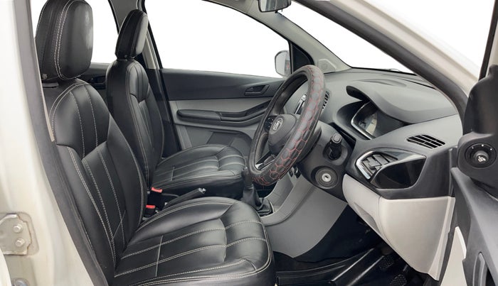 2022 Tata Tiago XT CNG, CNG, Manual, 50,741 km, Right Side Front Door Cabin