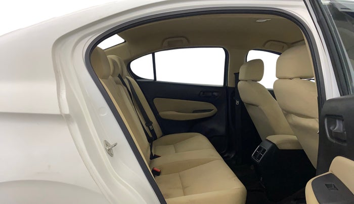 2022 Honda City 1.5L I-VTEC V CVT 5TH GEN, Petrol, Automatic, 59,498 km, Right Side Rear Door Cabin