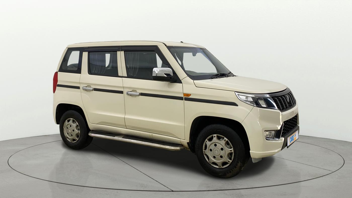 2023 Mahindra BOLERO NEO N 4, Diesel, Manual, 57,131 km, Right Front Diagonal