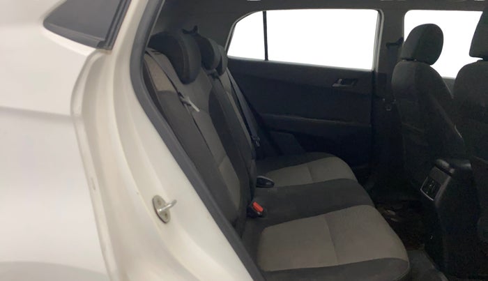 2015 Hyundai Creta SX PLUS AT 1.6 DIESEL, Diesel, Automatic, 86,031 km, Third Seat Row ( optional )