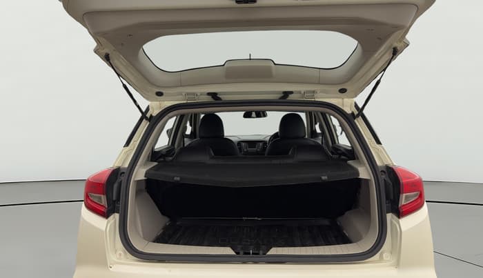 2023 Mahindra XUV300 W6 1.5 Diesel, Diesel, Manual, 44,358 km, Boot Open Zoomed View