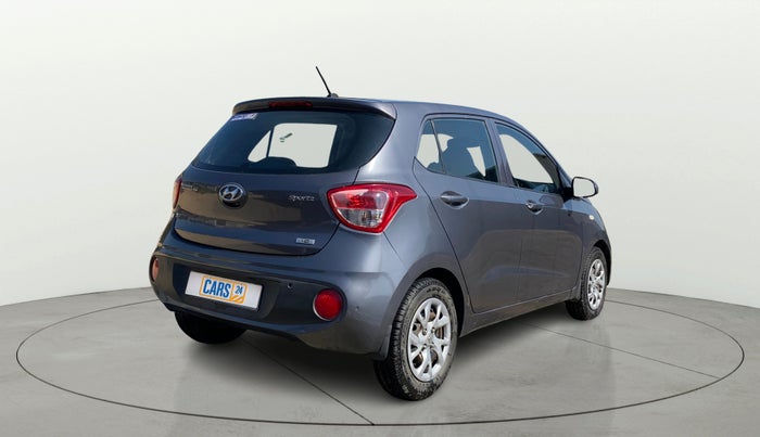 2017 Hyundai Grand i10 SPORTZ 1.2 KAPPA VTVT, Petrol, Manual, 69,687 km, Right Back Diagonal