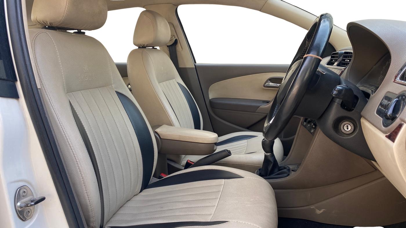 2015 Skoda Rapid AMBITION 1.5 TDI, Diesel, Manual, 80,270 km, Right Side Front Door Cabin