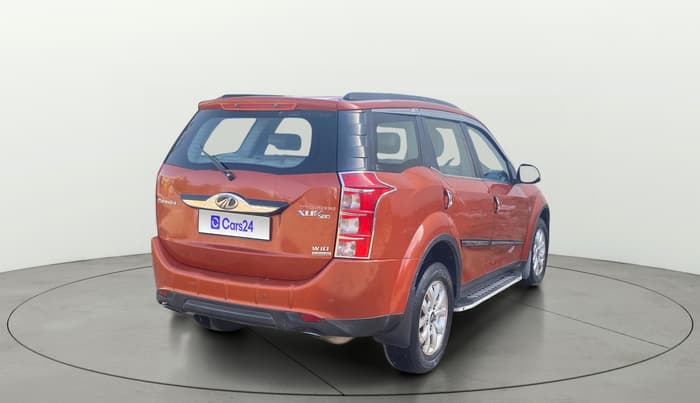 2017 Mahindra XUV500 W10 AT, Diesel, Automatic, 84,161 km, Right Back Diagonal