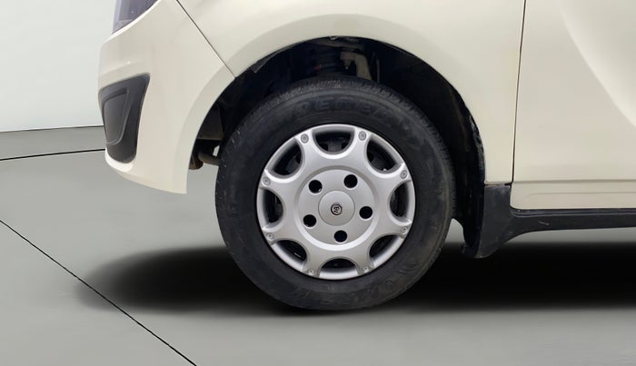 2019 Mahindra MARAZZO M4 8 STR, Diesel, Manual, 52,280 km, Left Front Wheel