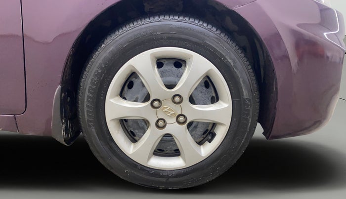 2012 Hyundai Verna FLUIDIC 1.6 VTVT EX, Petrol, Manual, 79,823 km, Right Front Wheel