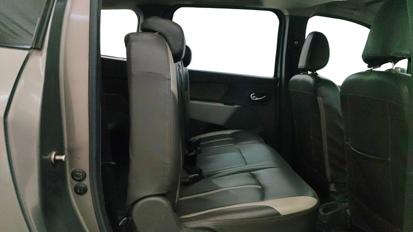 2015 Renault Lodgy 110 PS RXZ, Diesel, Manual, 90,639 km, Right Side Rear Door Cabin