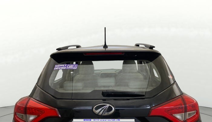 2020 Mahindra XUV300 W8 (O) 1.2 PETROL, Petrol, Manual, 83,644 km, Rear Windshield