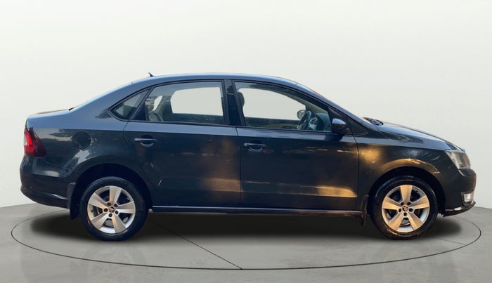 2017 Skoda Rapid AMBITION 1.5 TDI AT, Diesel, Automatic, 86,305 km, Right Side View