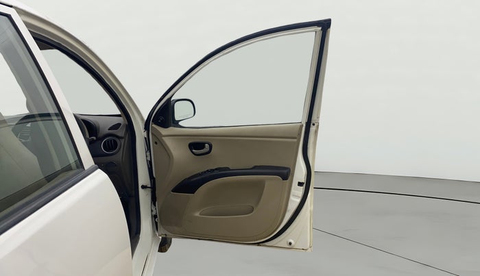 2014 Hyundai i10 MAGNA 1.1, CNG, Manual, 91,506 km, RHS Front Door