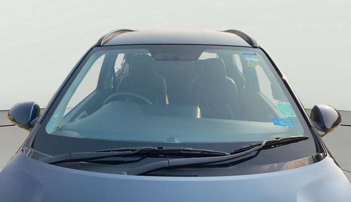 2021 Hyundai GRAND I10 NIOS SPORTZ AMT 1.2 KAPPA VTVT, Petrol, Automatic, 30,399 km, Front Windshield