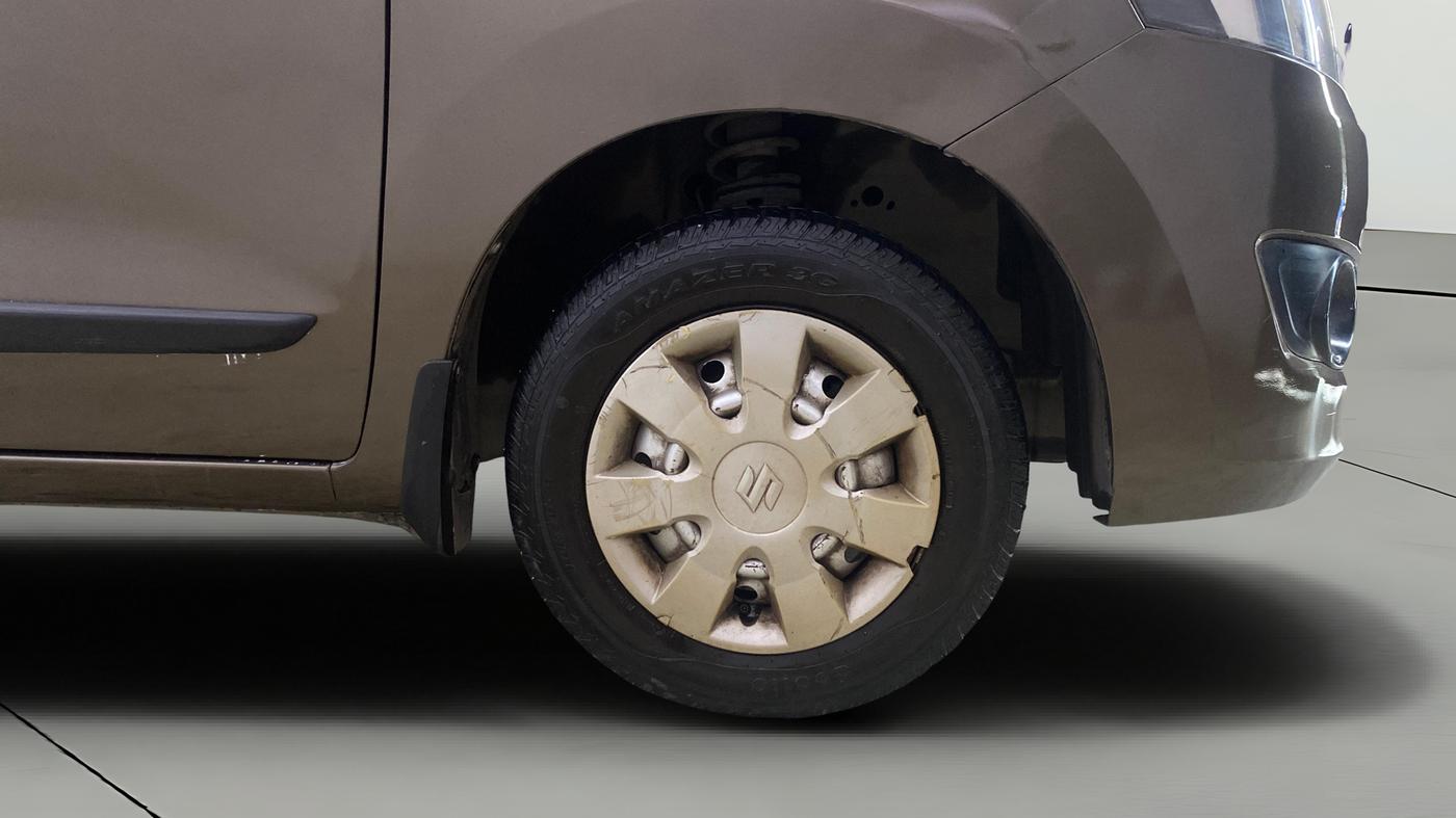 2013 Maruti Wagon R 1.0 LXI CNG, CNG, Manual, 52,226 km, Right Front Wheel