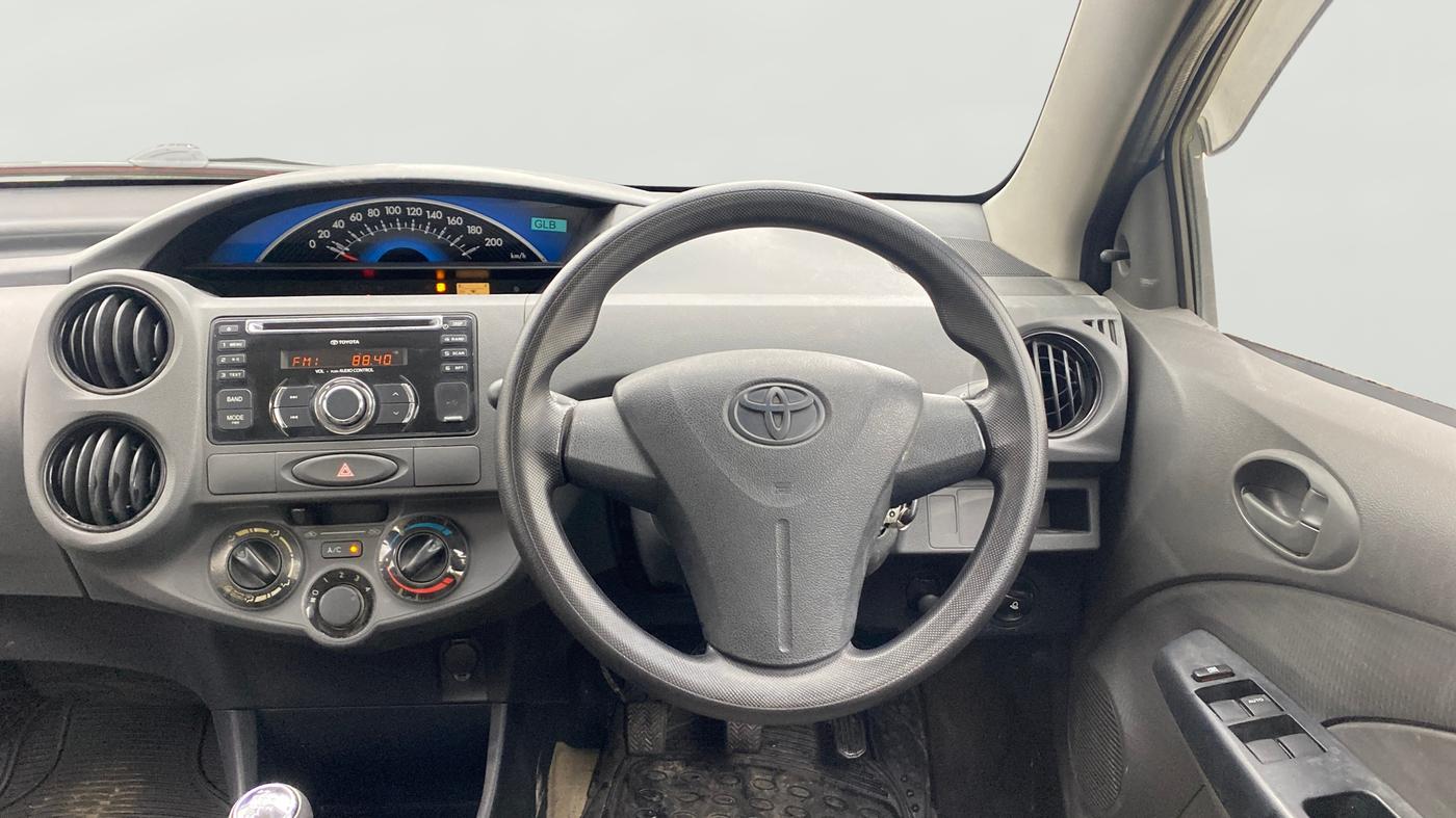 2013 Toyota Etios G, Petrol, Manual, 9,179 km, Steering Wheel Close Up
