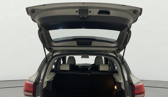 2022 MG ASTOR SUPER EX 1.5 MT, Petrol, Manual, 28,372 km, Boot Door Open