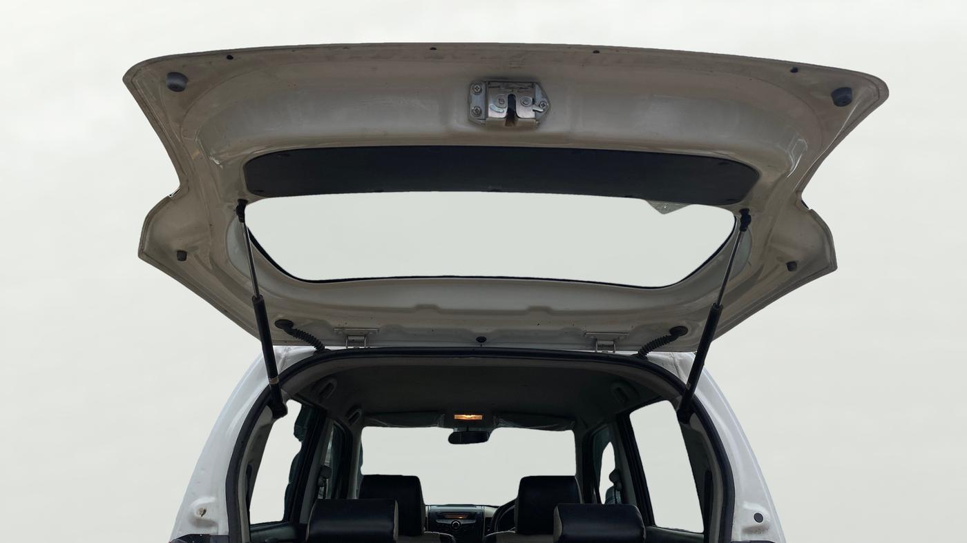 2017 Maruti Wagon R 1.0 VXI, CNG, Manual, 1,32,273 km, Boot Door Open
